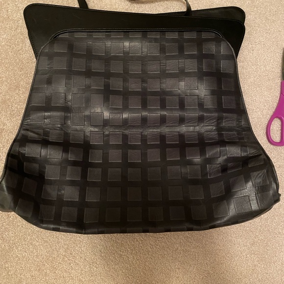 leather cross-body purse by Hester Van Eeghan - Picture 5 of 8